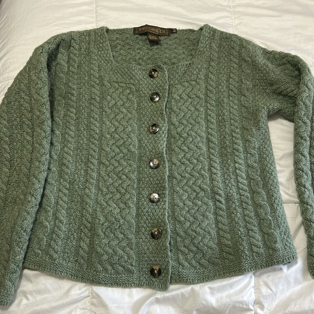 Inis Crafts green sweater